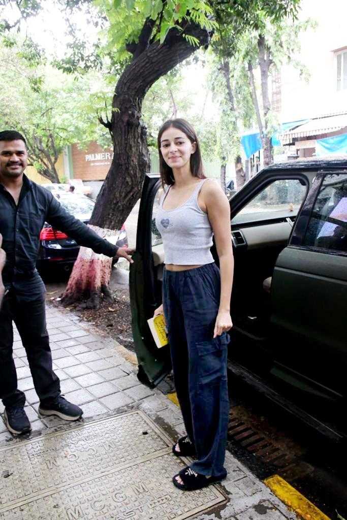 Ananya Panday was spotted around town today. Known for her impeccable fashion sense, she set new fashion goals as always